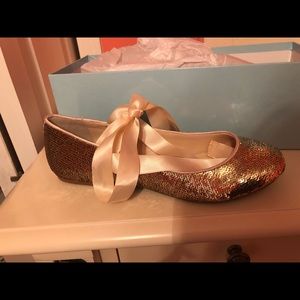 BRAND NEW Blue by Betsey Johnson Ballet Flat